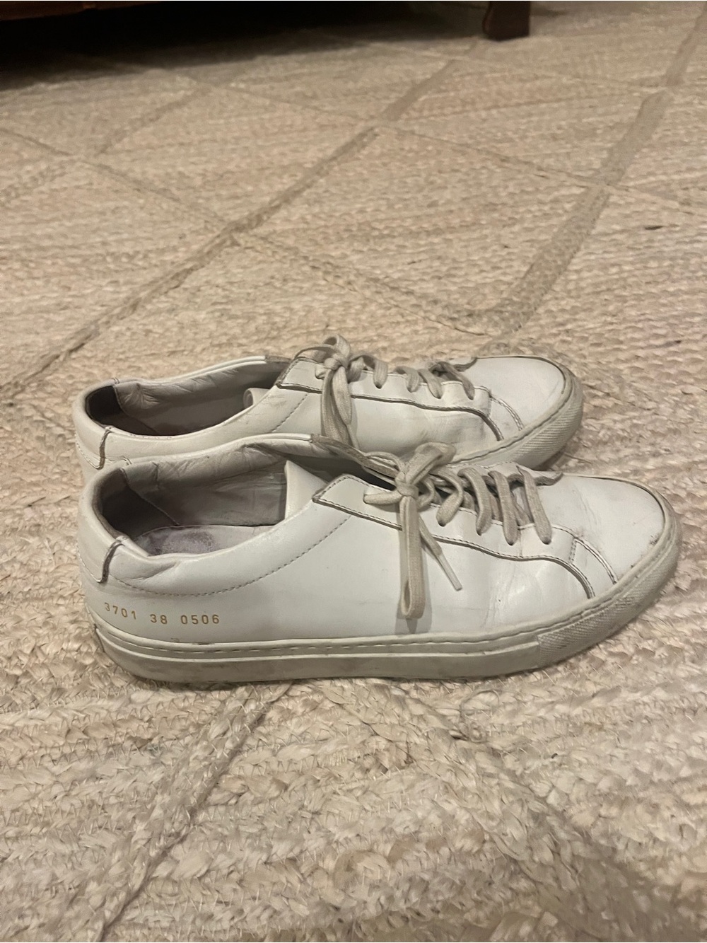Woman by Common Projects White Sneakeds